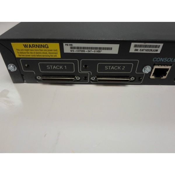 Switch CISCO WS-C3750G-24T-S 24 Ports 0 0