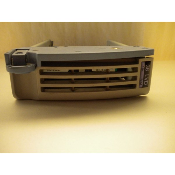 Disque Dur Hp SCSI 3.5 15Krpm 36 Gb A6846-69002