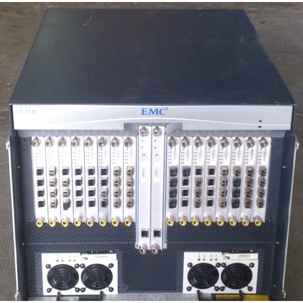 Used Switch ED-64M EMC serveur-occasion.com