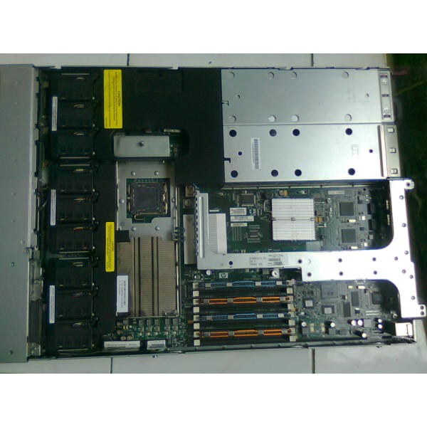 Serveur HP Proliant DL360 G5 2 x Xeon Dual core 5130 SATA - SAS