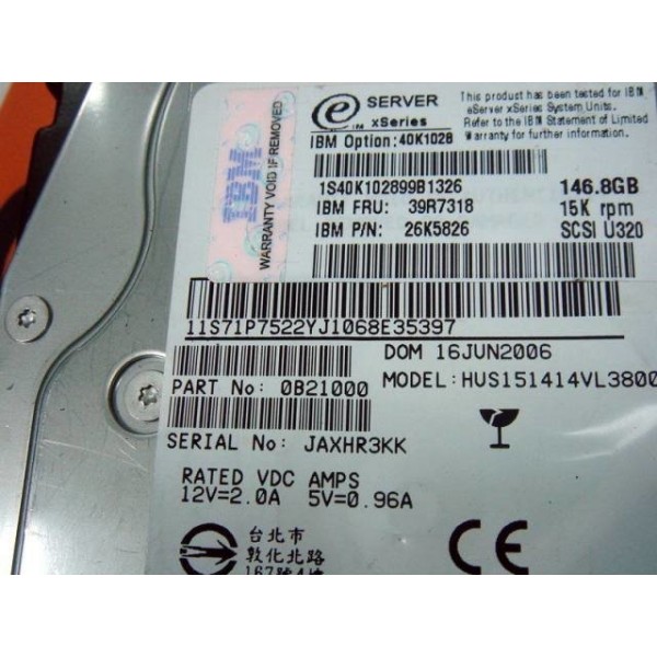 Disque dur IBM 39R7318 SCSI 3.5 15 Krpm 146 Gigas