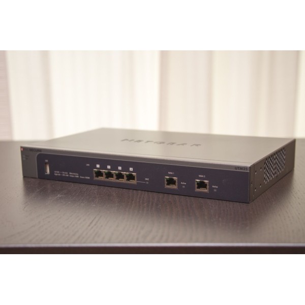 Switch Netgear : UTM25