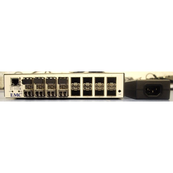 Switch EMC 100-560-652 8 Ports