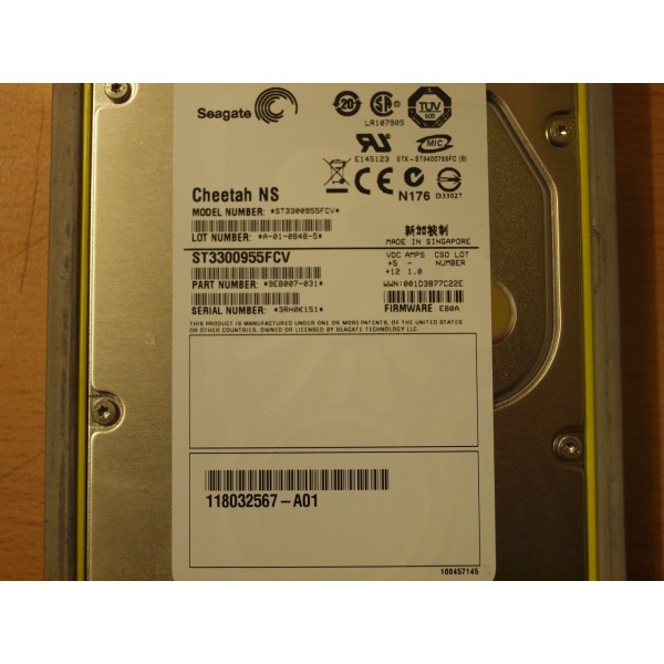 Hard Drive EMC 0HT278 FIBRE 3.5" 300 Gigas 10 Krpm