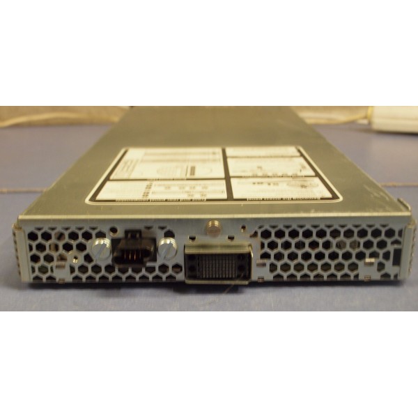 Serveur Hp BL25P 2 x Opteron Dual core 2216 2.40 Ghz